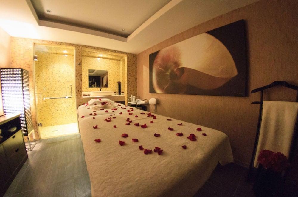 Donatello Boutique Hotel Almaty Exteriér fotografie