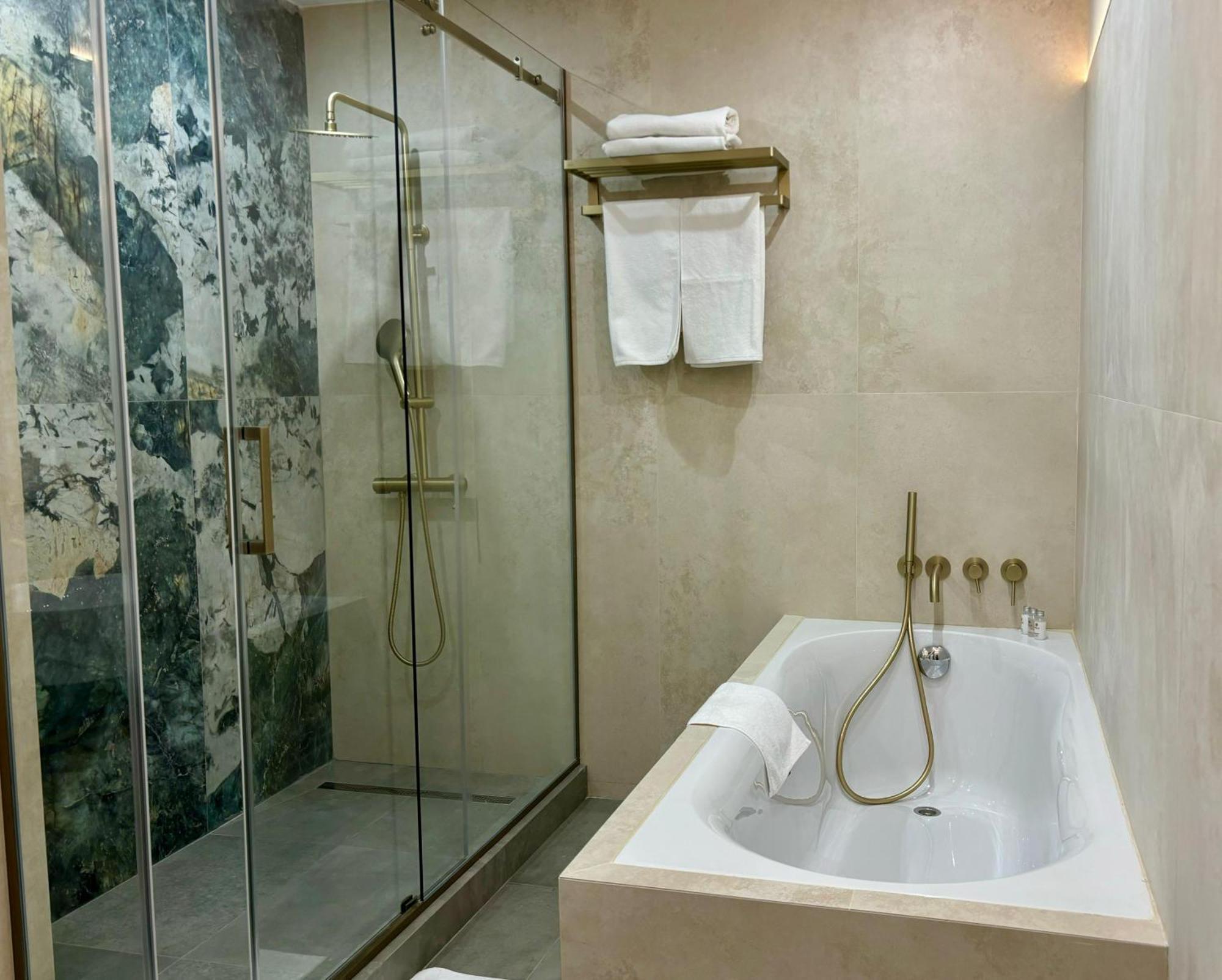 Donatello Boutique Hotel Almaty Exteriér fotografie