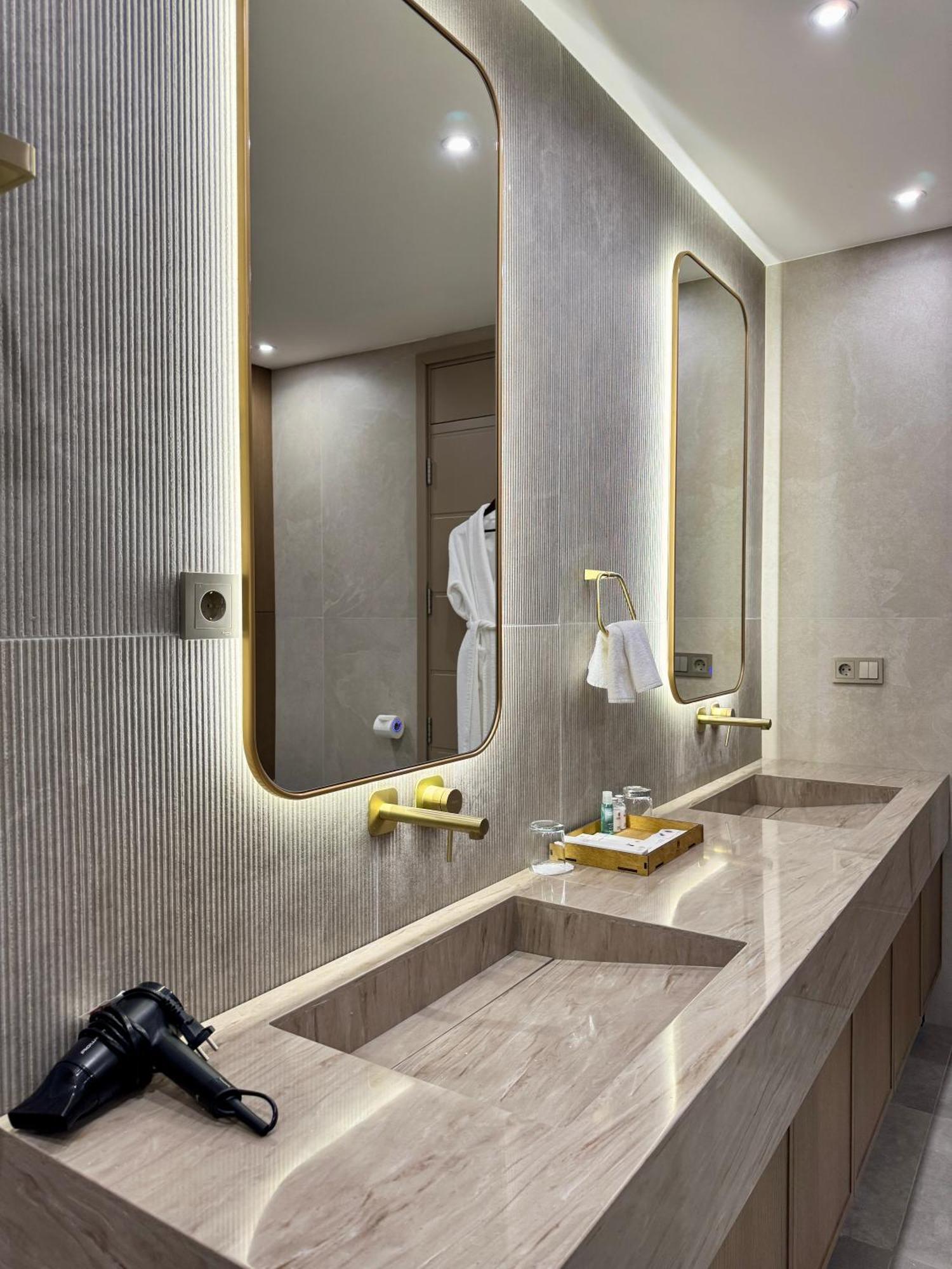 Donatello Boutique Hotel Almaty Exteriér fotografie